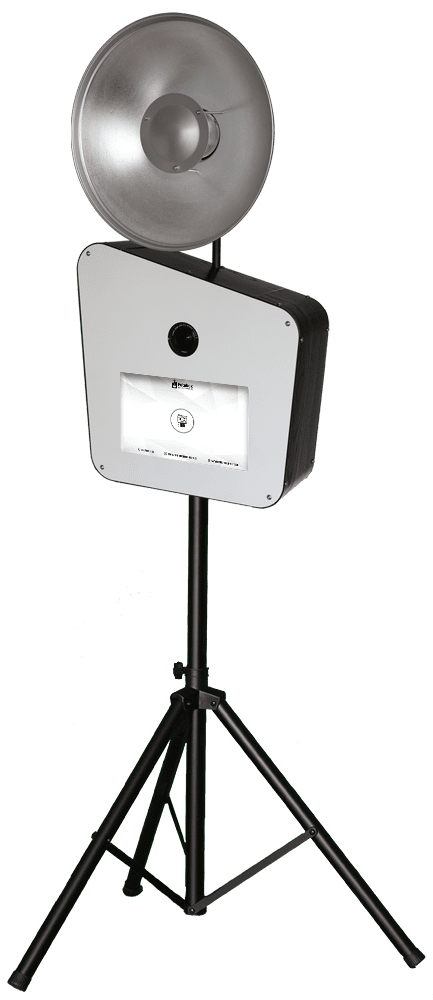 Fotobox mit Stativ und Studiolicht - mobil einsetzbar für Events in Berlin